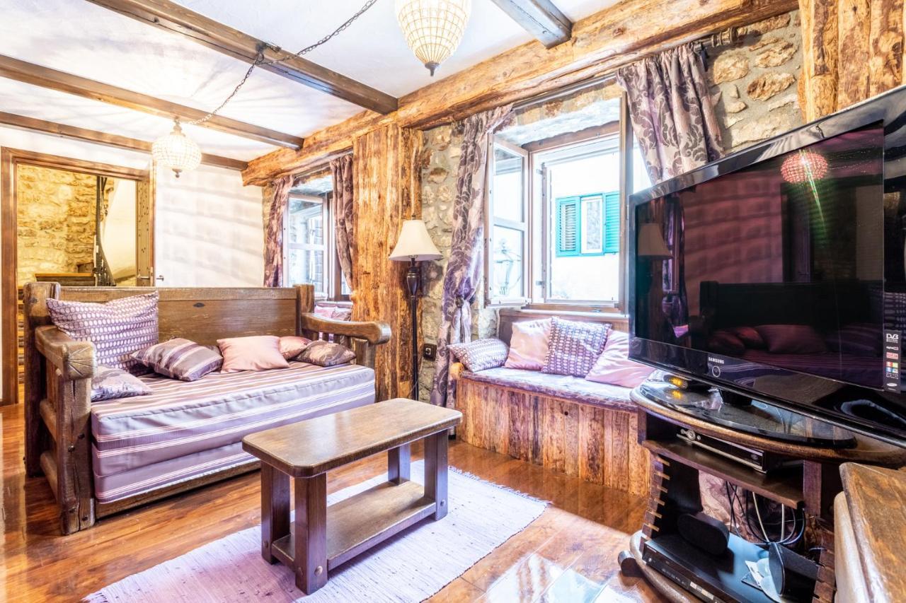 Stone House Srida Appartement Baška Voda Buitenkant foto