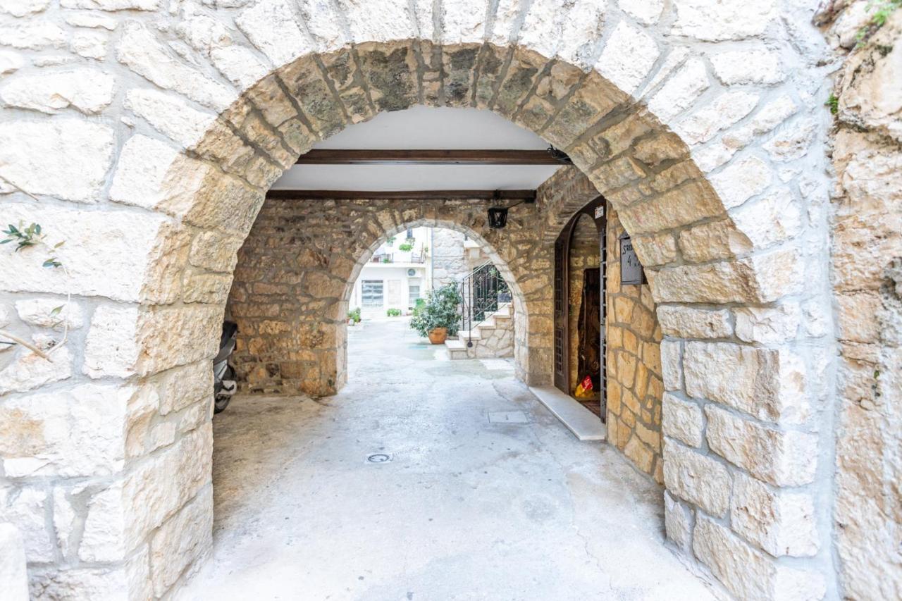 Stone House Srida Appartement Baška Voda Buitenkant foto