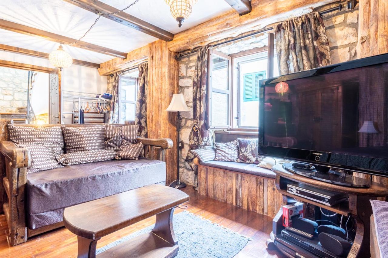 Stone House Srida Appartement Baška Voda Buitenkant foto