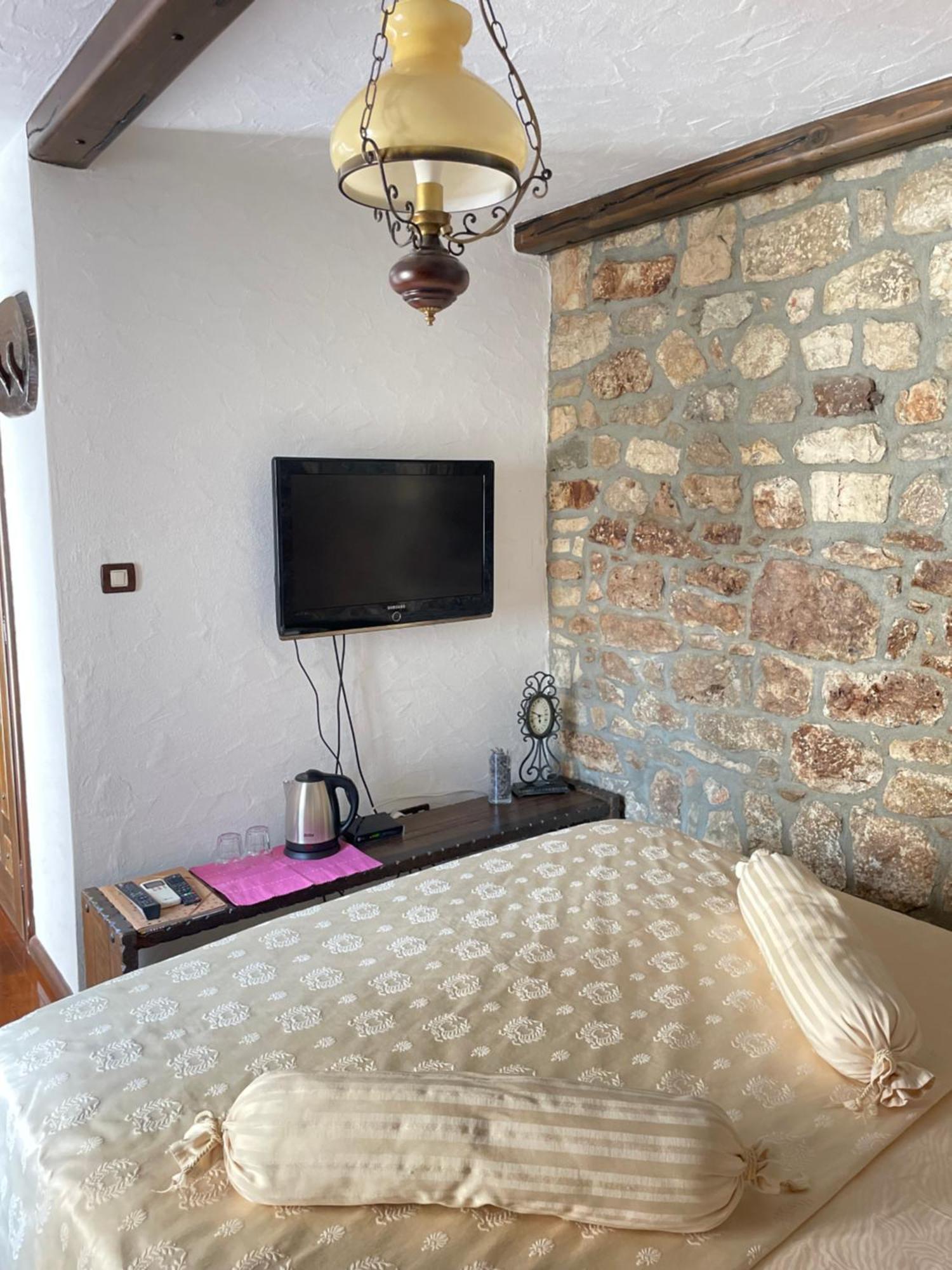 Stone House Srida Appartement Baška Voda Buitenkant foto